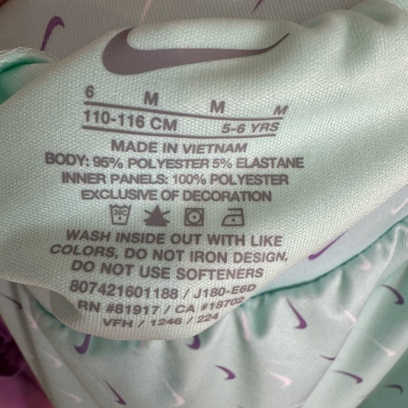 Girls size 6 Nike skort and top outfit - Picture 5 of 7